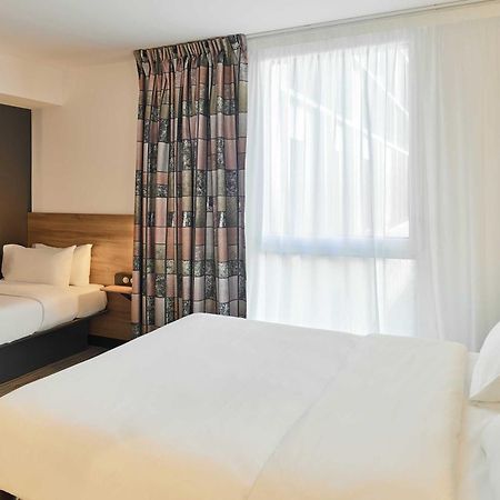 B&B Hotel Marne-La-Vallee Val D'Europe Serris Eksteriør billede